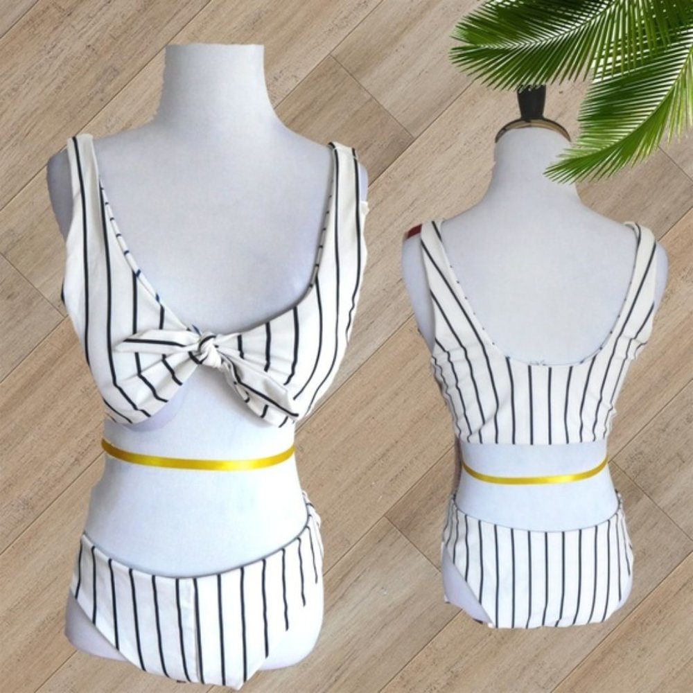 Verano Playa WHITE/BLACK STRIPE KNOT TWO PIECE SWIMSUIT